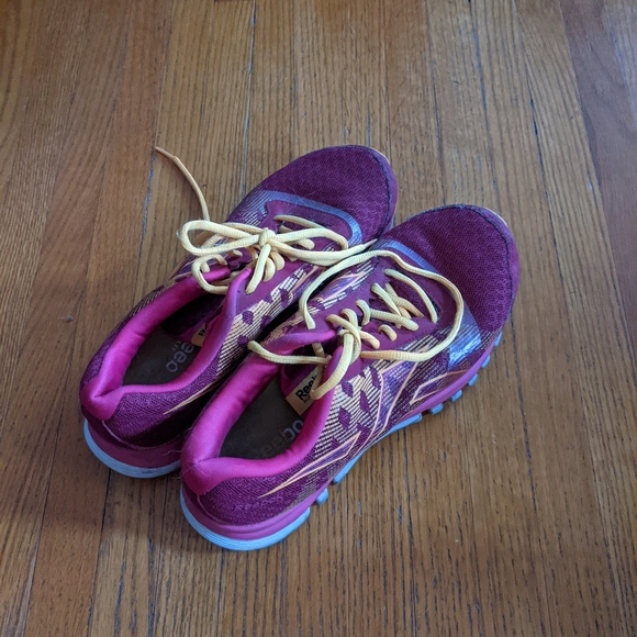 Reebok runners - Picture 2 of 2